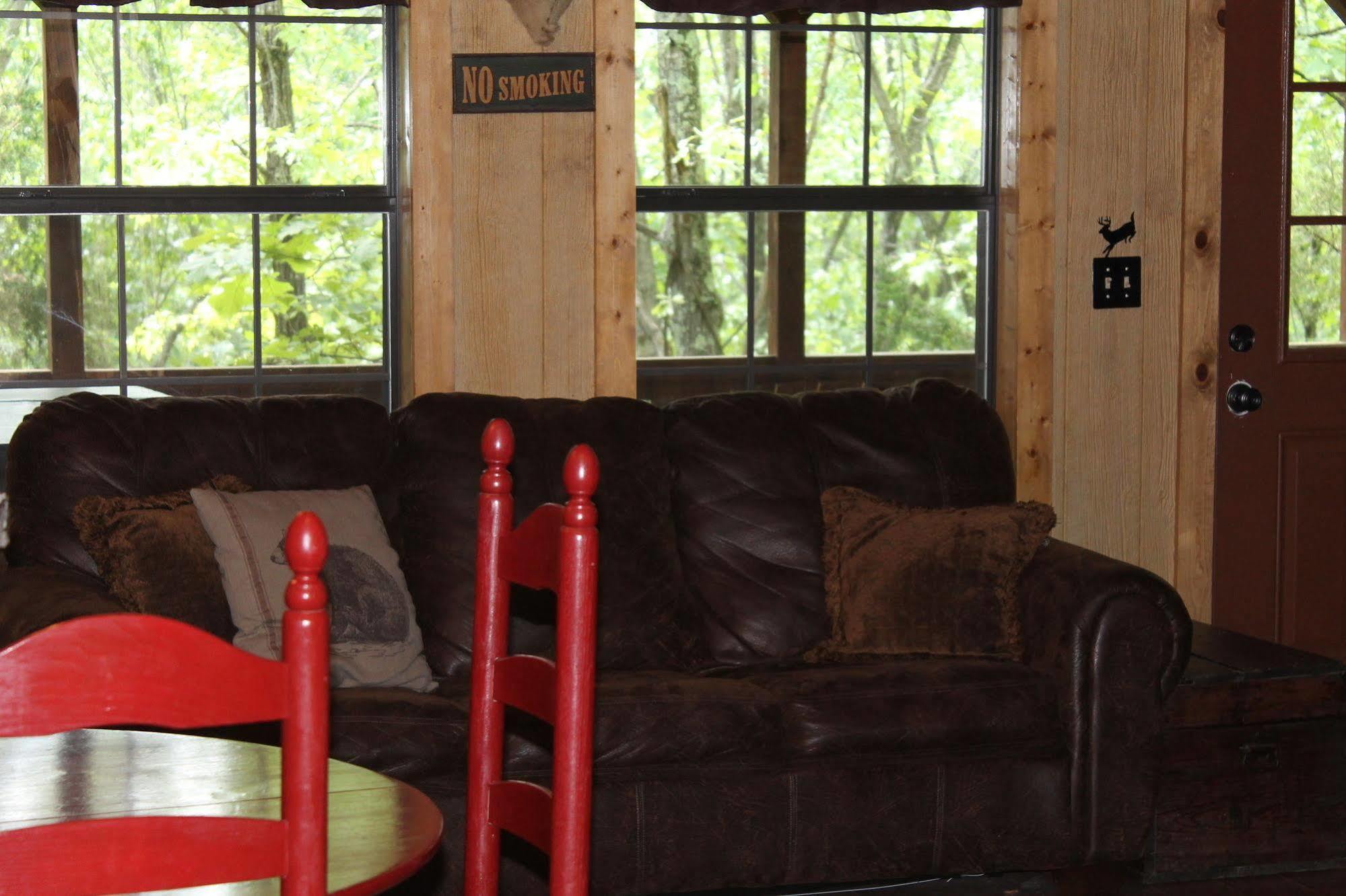 Bear Creek Lodge Cabin Resort Reeds Spring Bagian luar foto